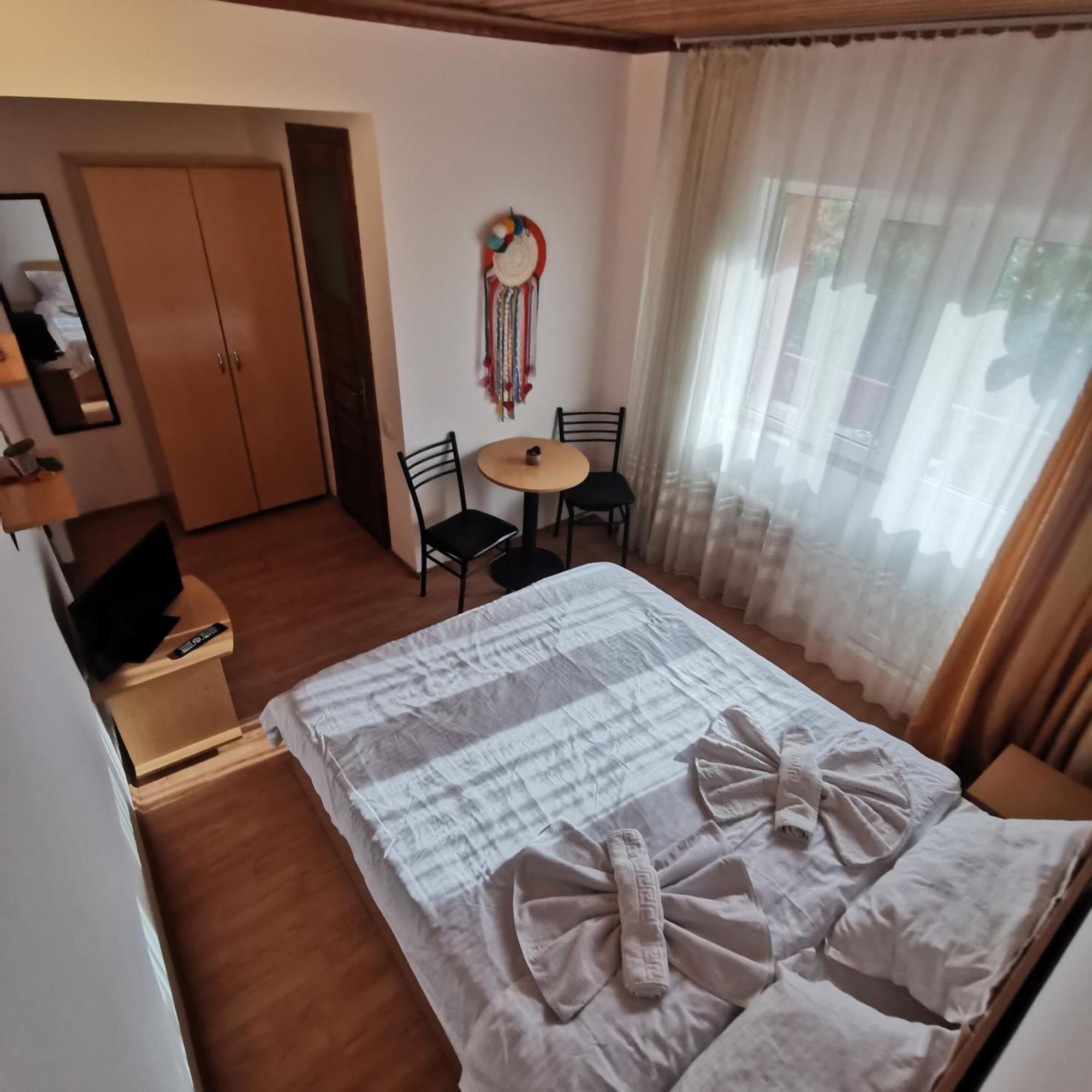 Pensiunea Fara Nume Szászbuda Kültér fotó