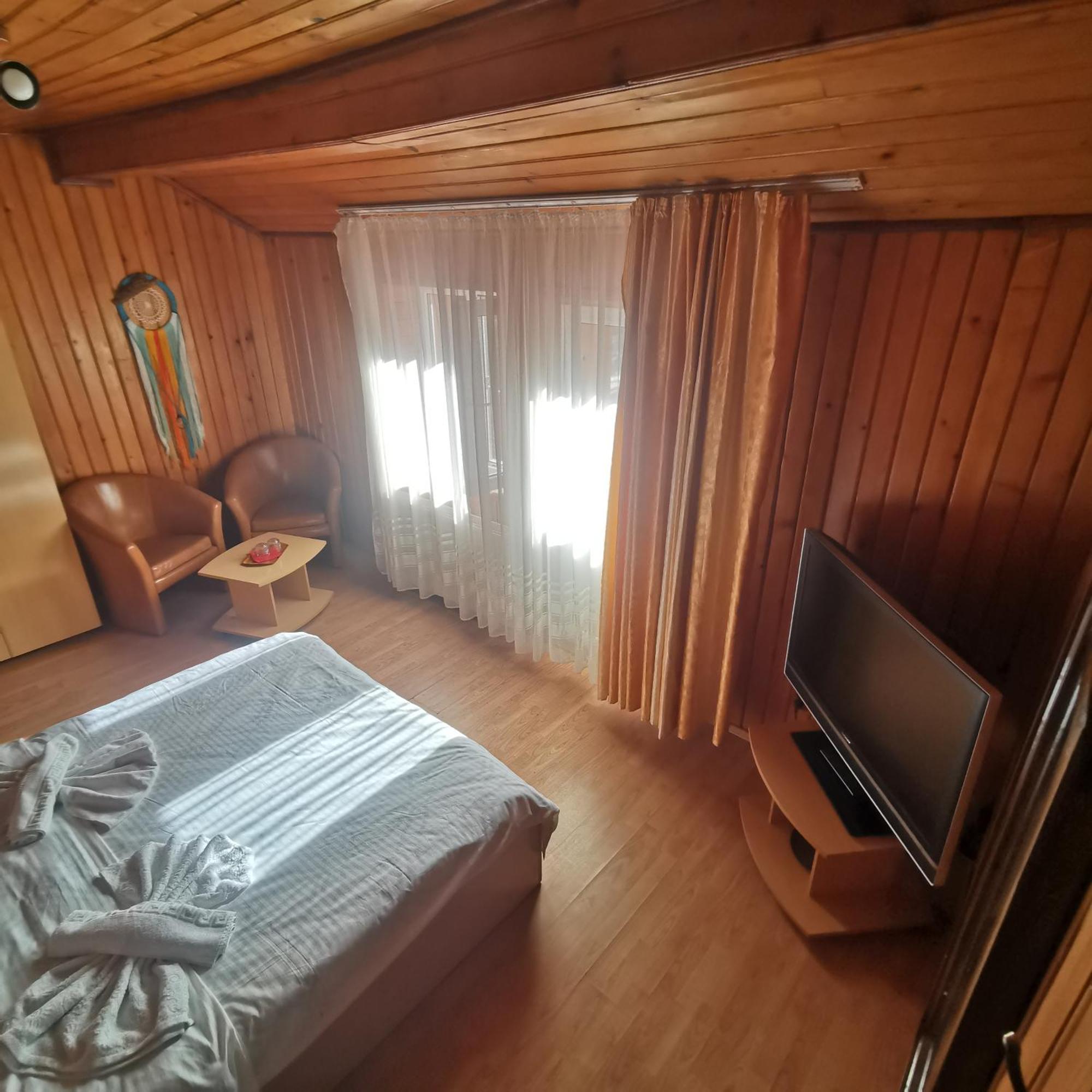 Pensiunea Fara Nume Szászbuda Kültér fotó